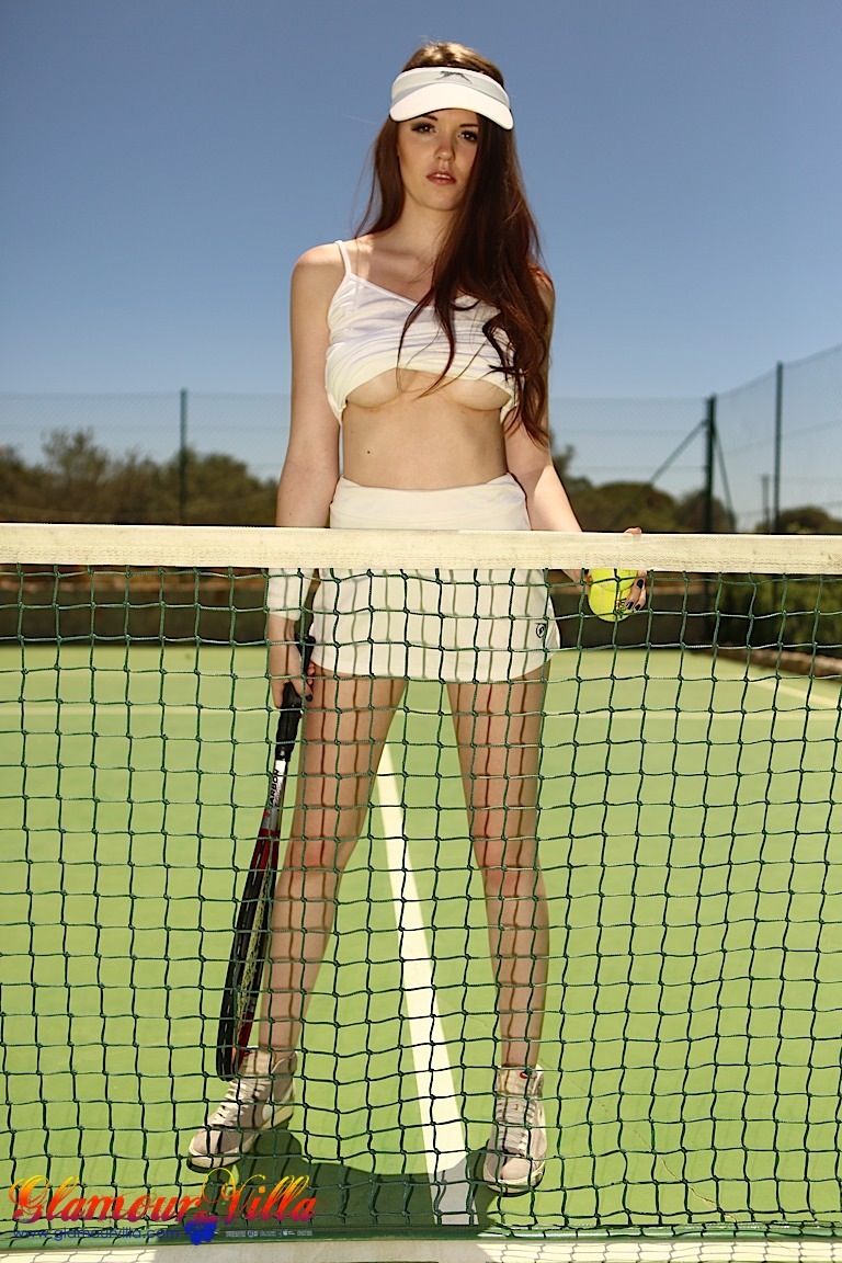 https://www.glamourvilla.com/wp-content/gallery/set-xx-rosie-tennis-set-1/AkdyNrQY79.jpg